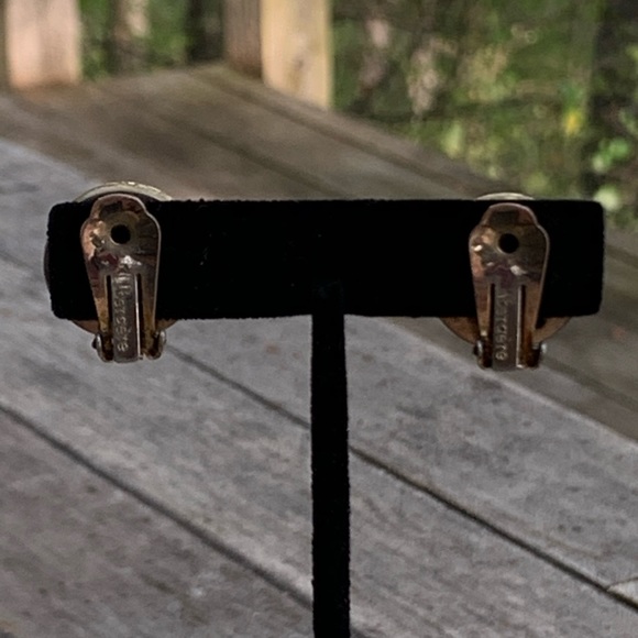 Vintage Silver Clip-On Earrings - Picture 4 of 5